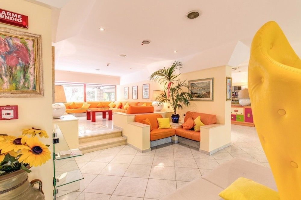 Marina Club Hotel Baia Domizia