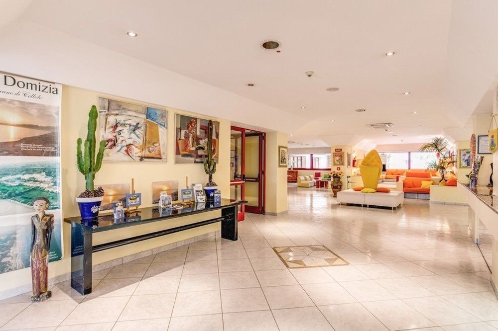 Hotel Marina Club Baia Domizia