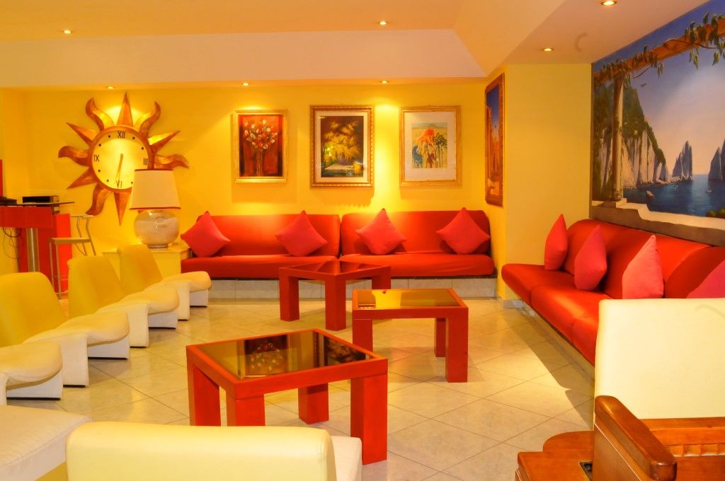 Marina Club
